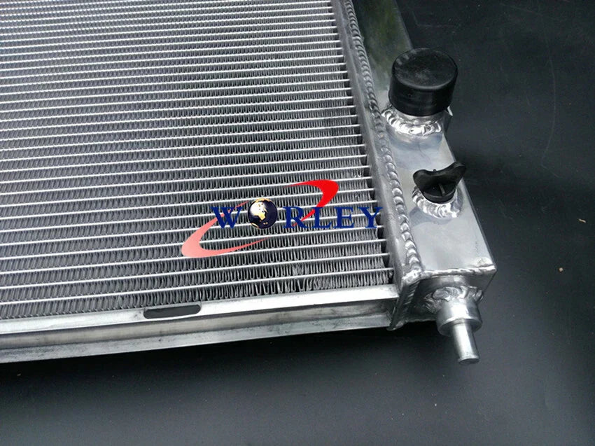 3 Core Aluminum Radiator for Land Rover Discovery II V8 4.0 4.6 (1999-2004)