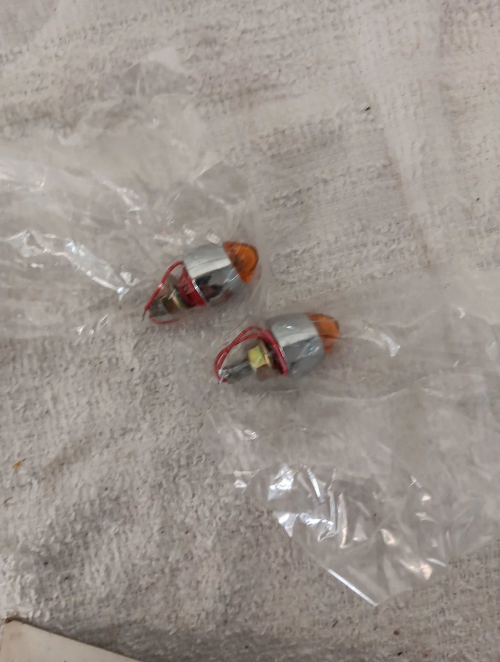 Bullet Lights with Amber Star Caps for Kuryakyn (5002)