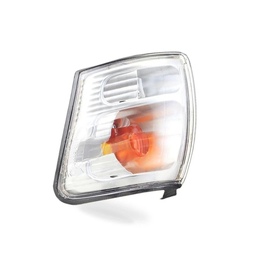 Front Corner Turn Signal Light for Toyota Hilux (2001–2005) RN96 Right