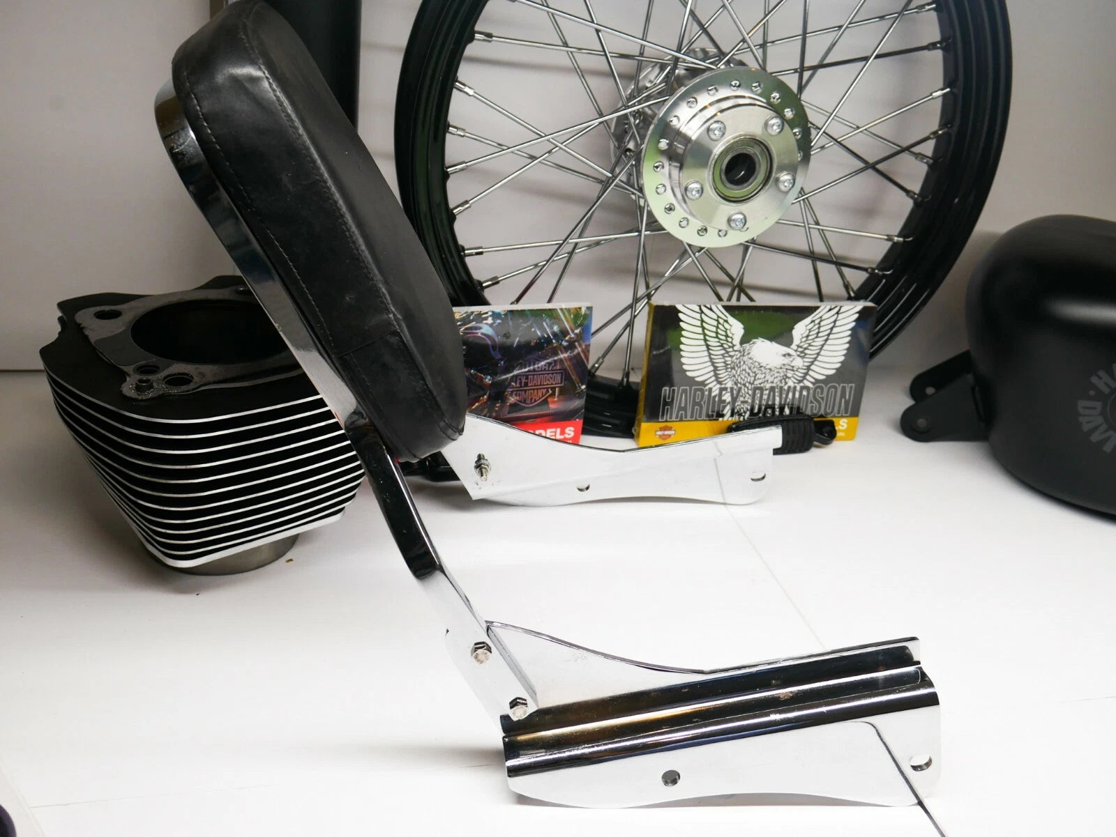 Sissy Bar Back Seat and Backrest Pad for Harley Davidson (Rigid Mount)
