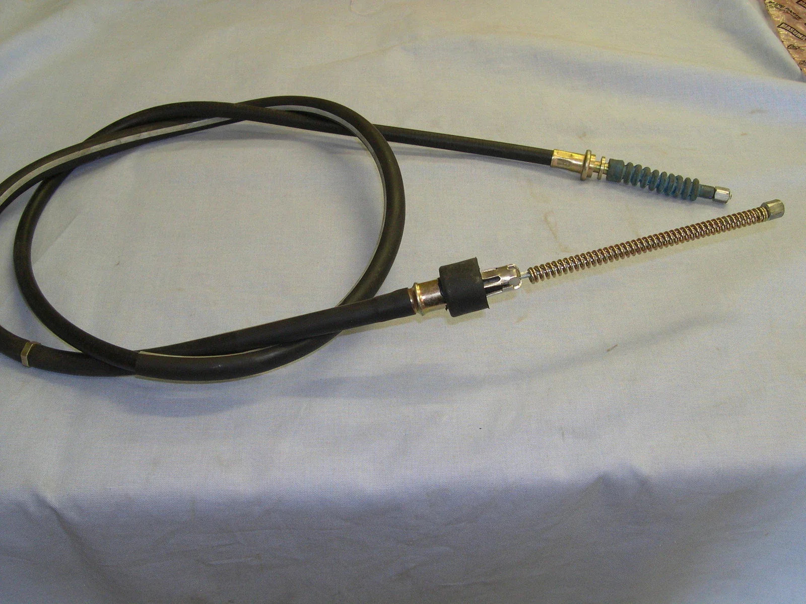 Right Hand Rear Brake Handbrake Cable for Holden TF 2WD Rodeo (1988-1996)