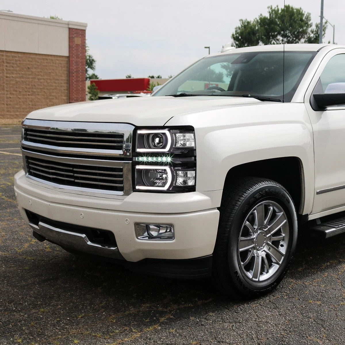 Set of 2 Black Side Step Nerf Bars for Silverado/Sierra Crew Cab (2007–2019)