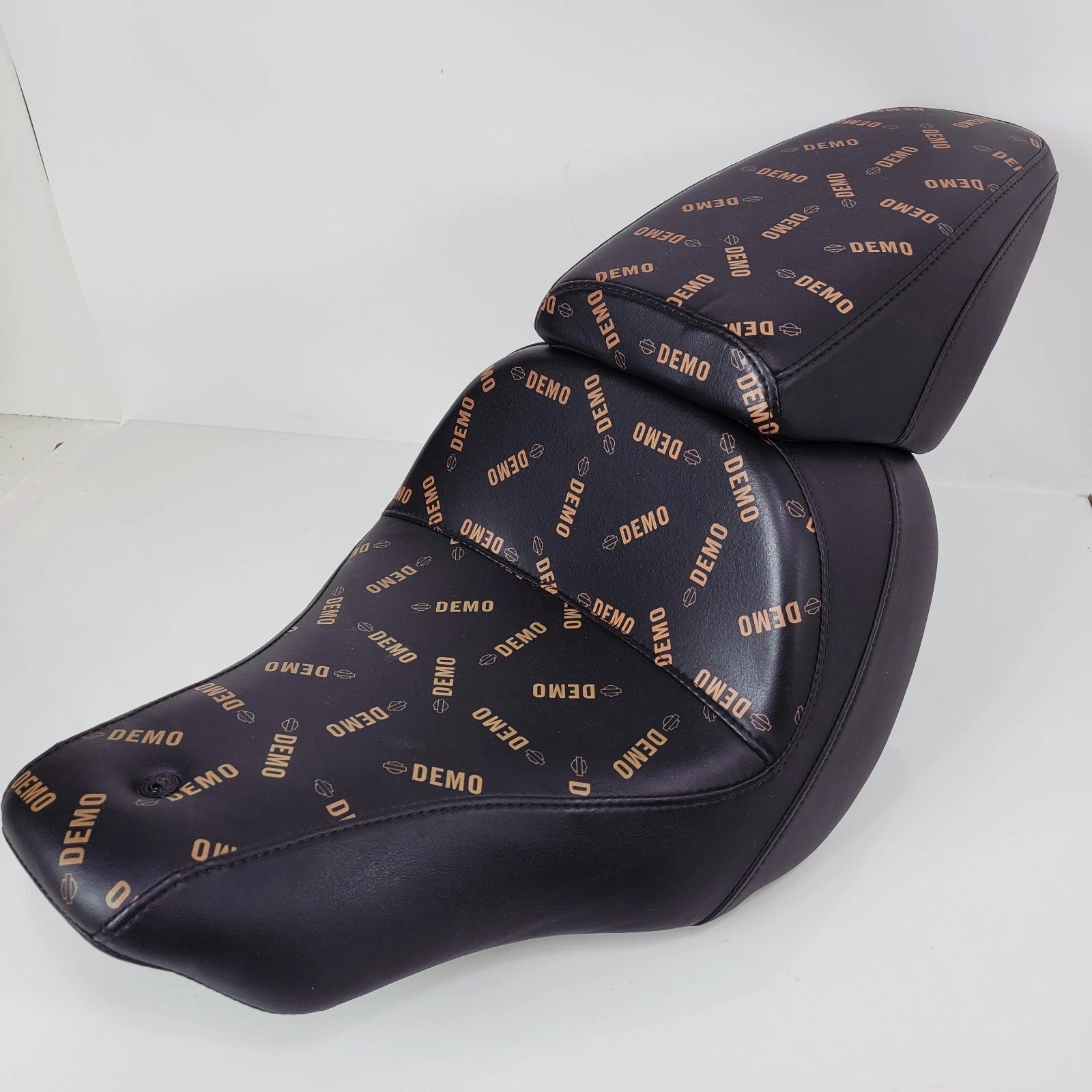 Two-Up Seat for Harley-Davidson Softail Low Rider (2018–2023) FLSB FXLR FXLRS