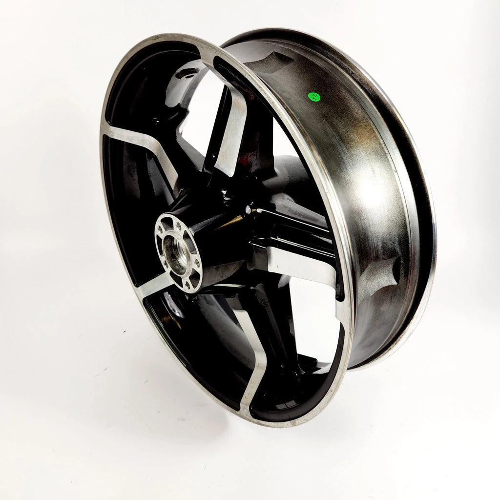 Helix Rear Wheel 18 x 5" for Harley-Davidson Road Glide (2024) 40900905