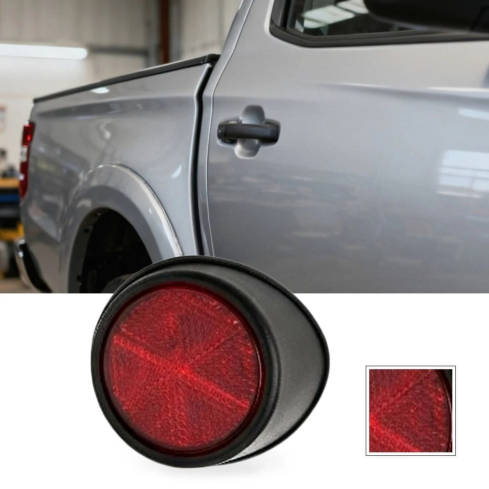 Rear Bumper Reflector Right for Mitsubishi L200 Triton (1996–2007)