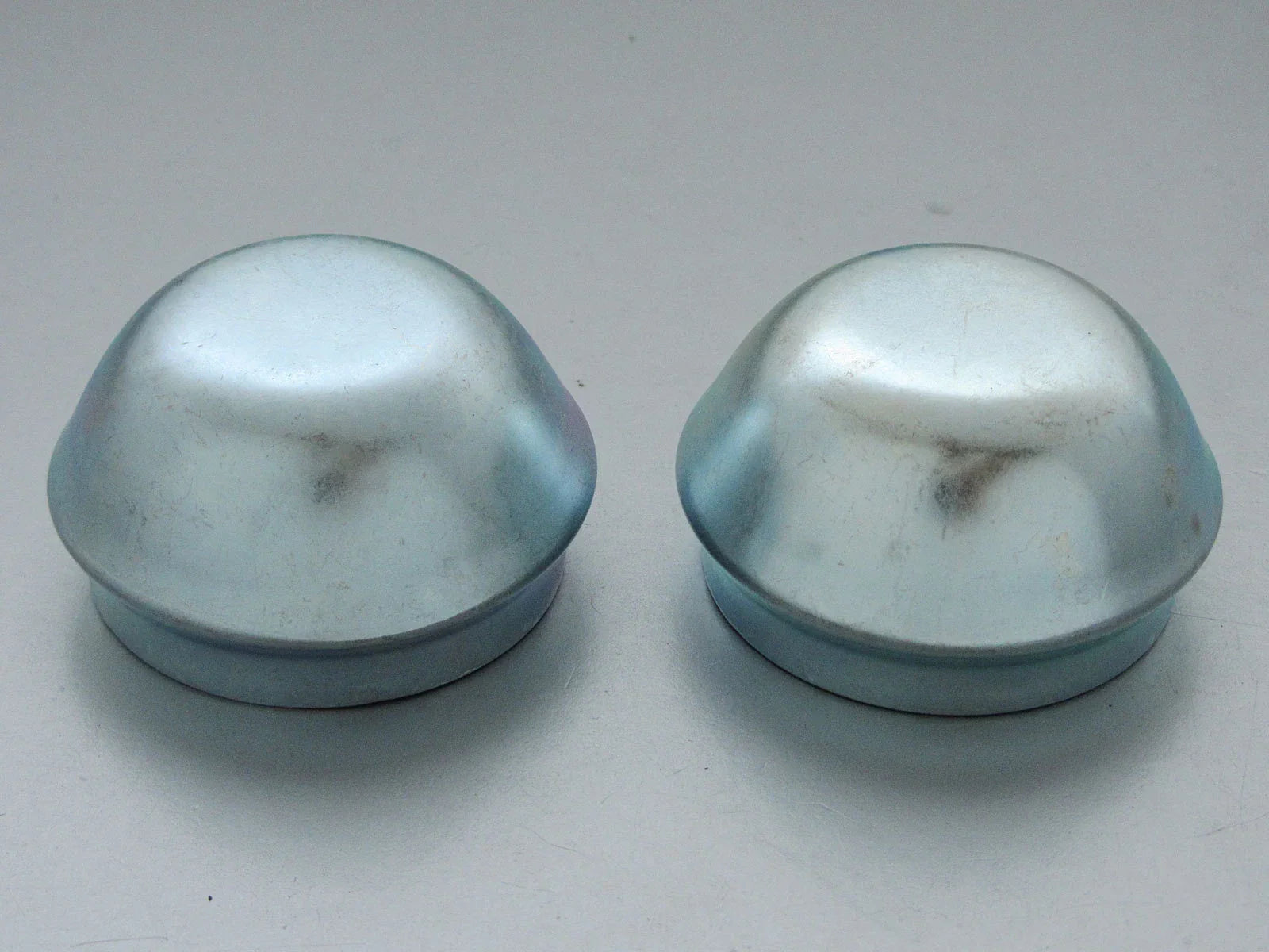 Isuzu TF TFR KB KB20 Holden Rodeo 2 x Wheel Hub Axle Bearing Dust Caps