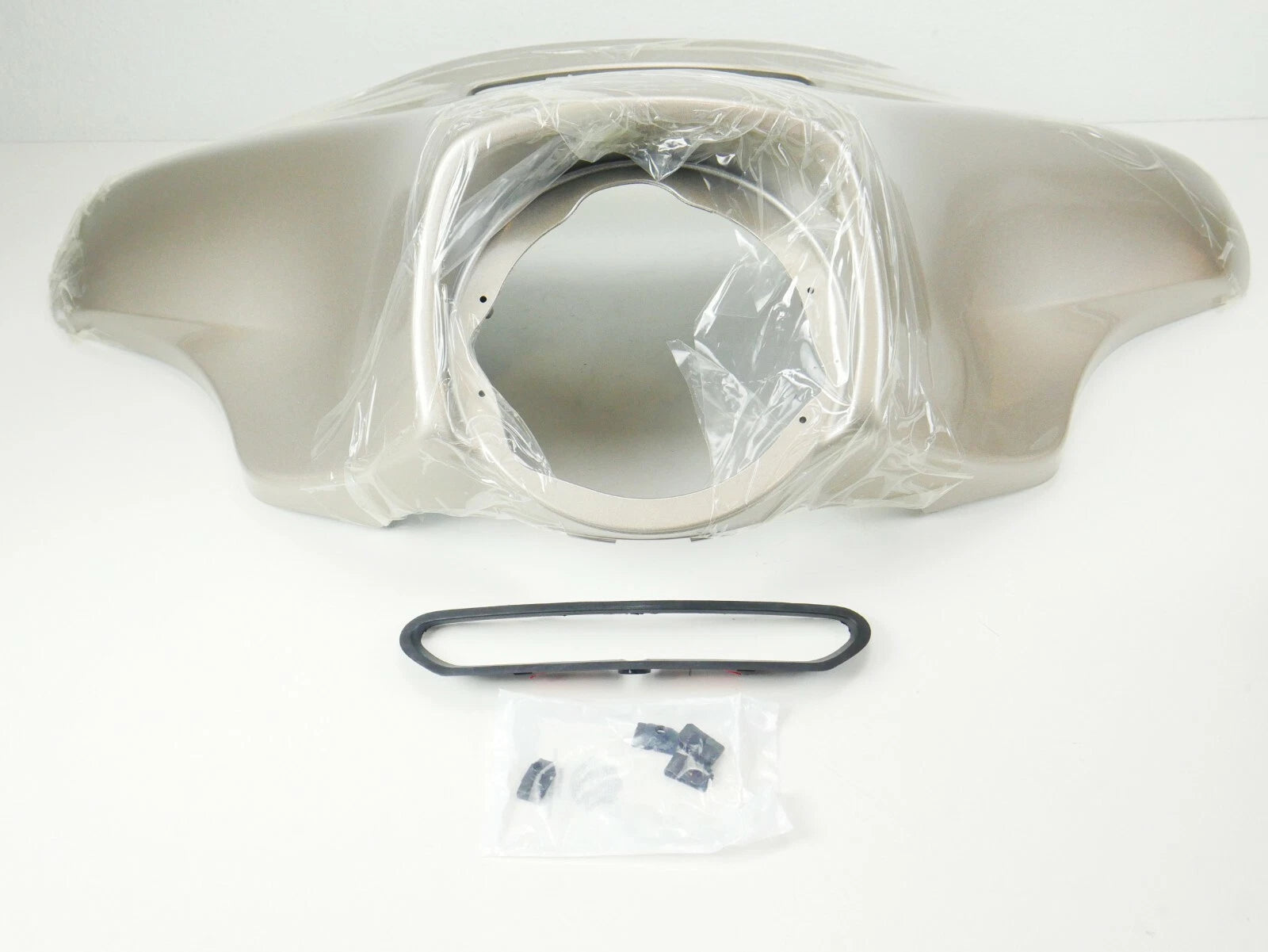 Outer Bat Wing Fairing for Harley Davidson Touring (2014–2023) 57000016