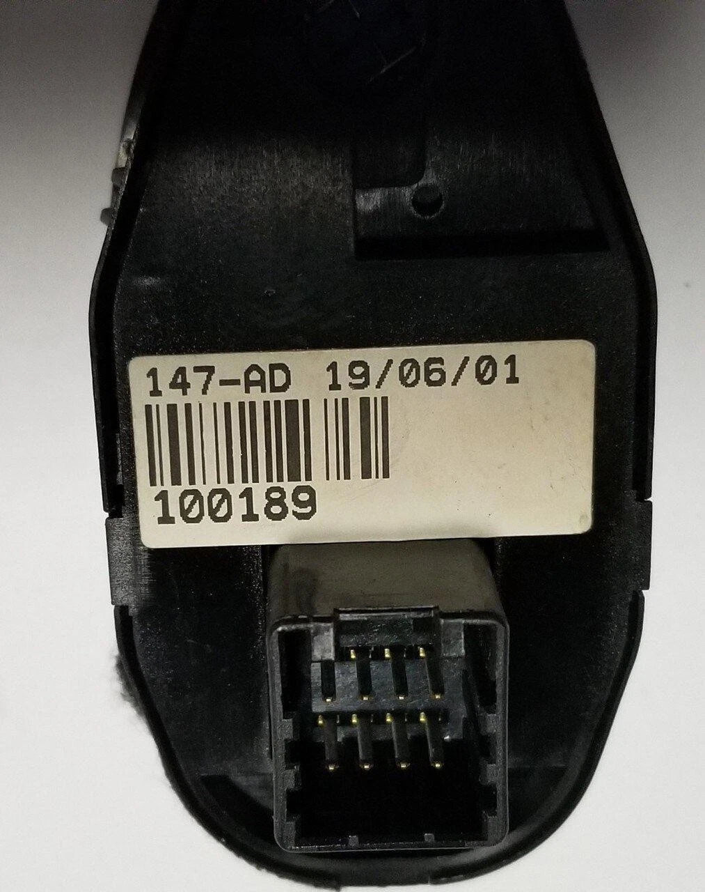 Hazard Light Trip Reset Control Switch for Jaguar S-Type (2000–2002) OEM