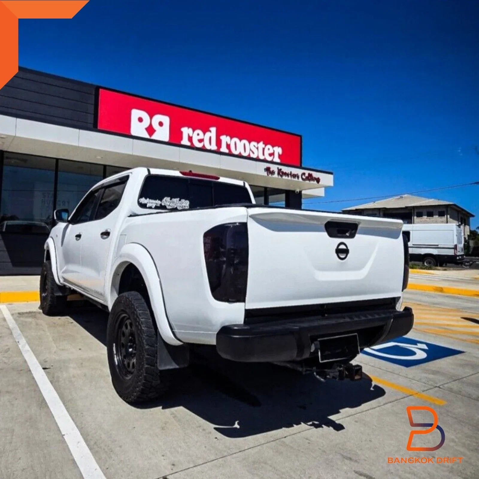 White Fender Flares for Nissan Navara NP300 D23 DX RX (2015-2019)
