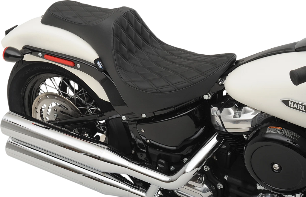 Predator III Seat for Harley-Davidson (2014–2023) - Double Diamond, Black Stitching