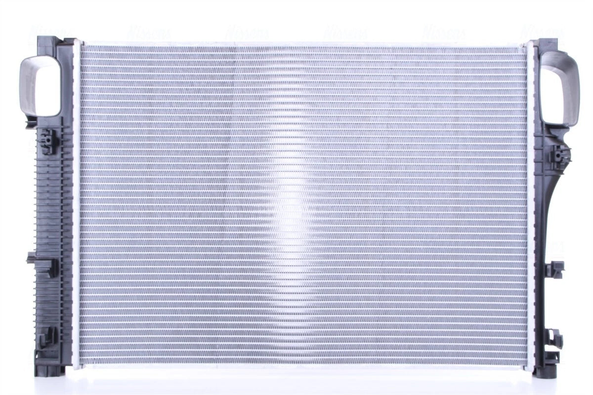 Nissens Radiator 67107A / 2215002603 for MB W216 W221 CL550 CL63 CL65 S65 S63 (2007–2013)