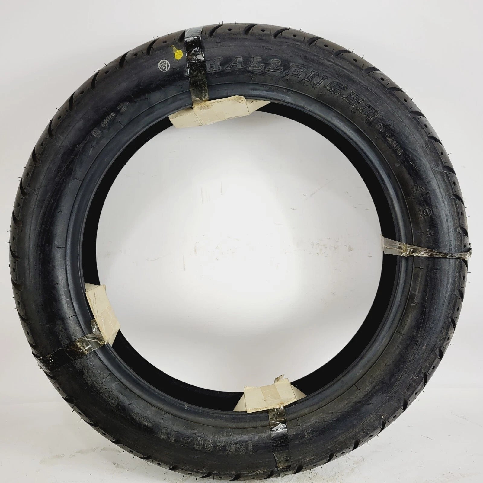 130/90-18 Kenda K657 Challenger Rear Tire for Motorcycle