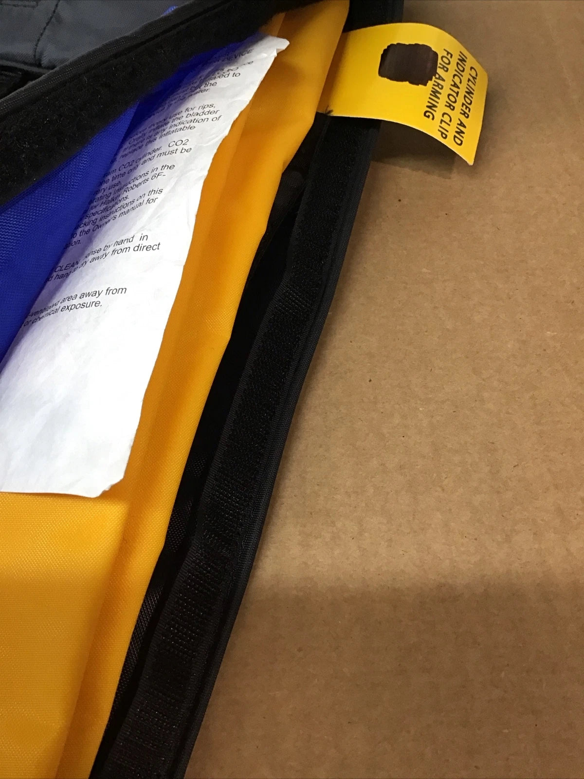 Airhead K-T-14001-BL Slimline Life Vest for Universal Use (Out of Box)