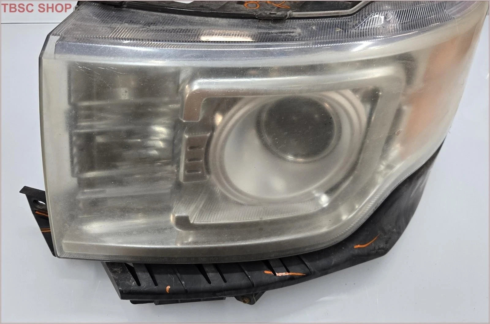 Headlight LH Driver for Ford Flex (2009–2012) Xenon HID OEM with Ballast