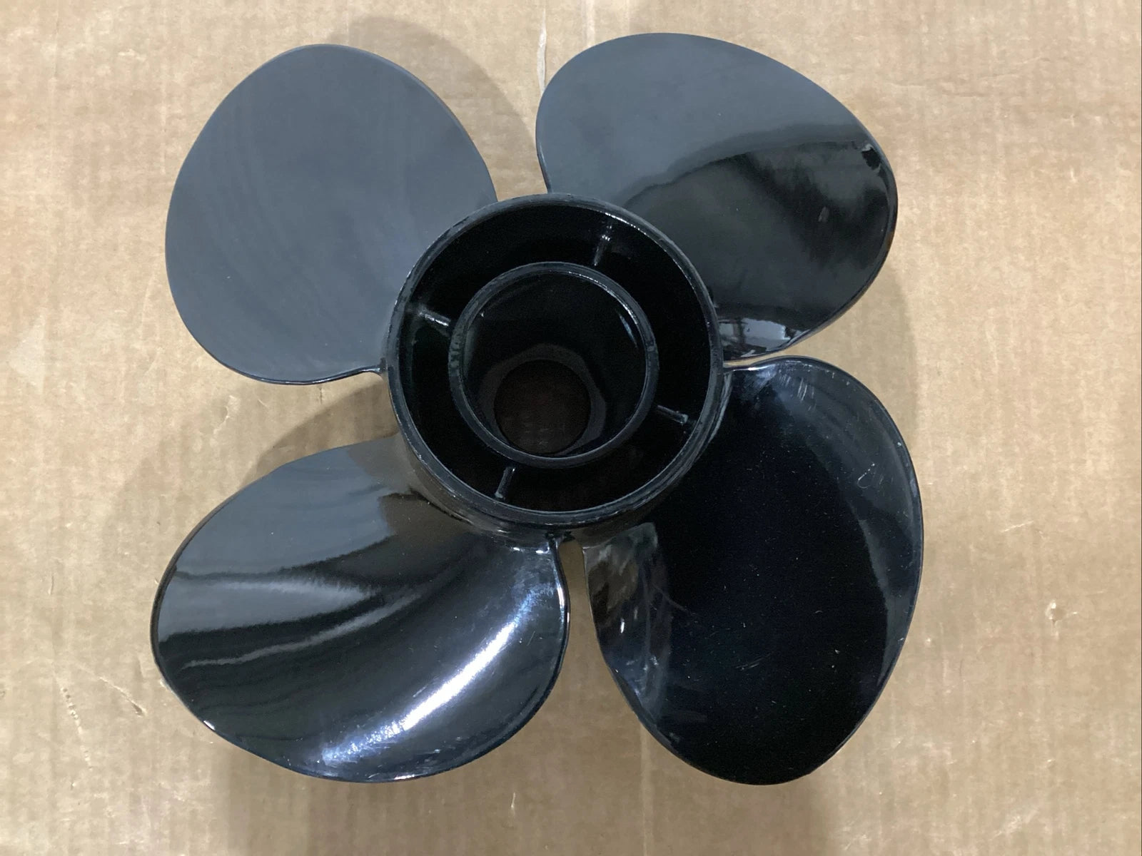 Propeller for Mercury Spitfire (No Hub Kit) 13.8x13P 48-8M8026570