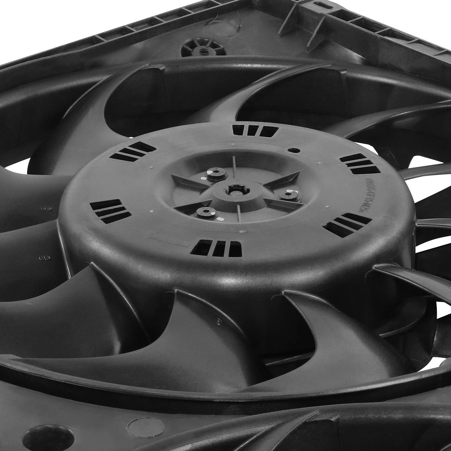 Radiator Cooling Fan Assembly for Volkswagen Touareg (2006–2009)