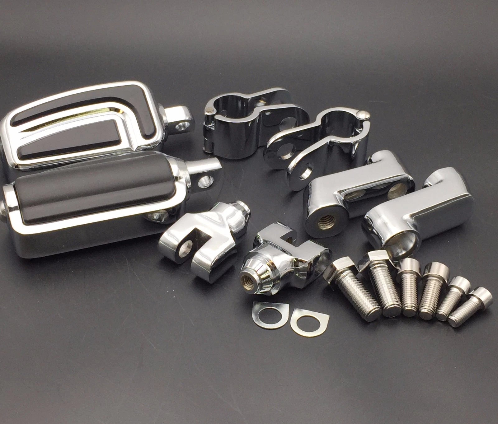 AirFlow FootPeg Mount Bracket for Harley Road King Sportster 883 CVO