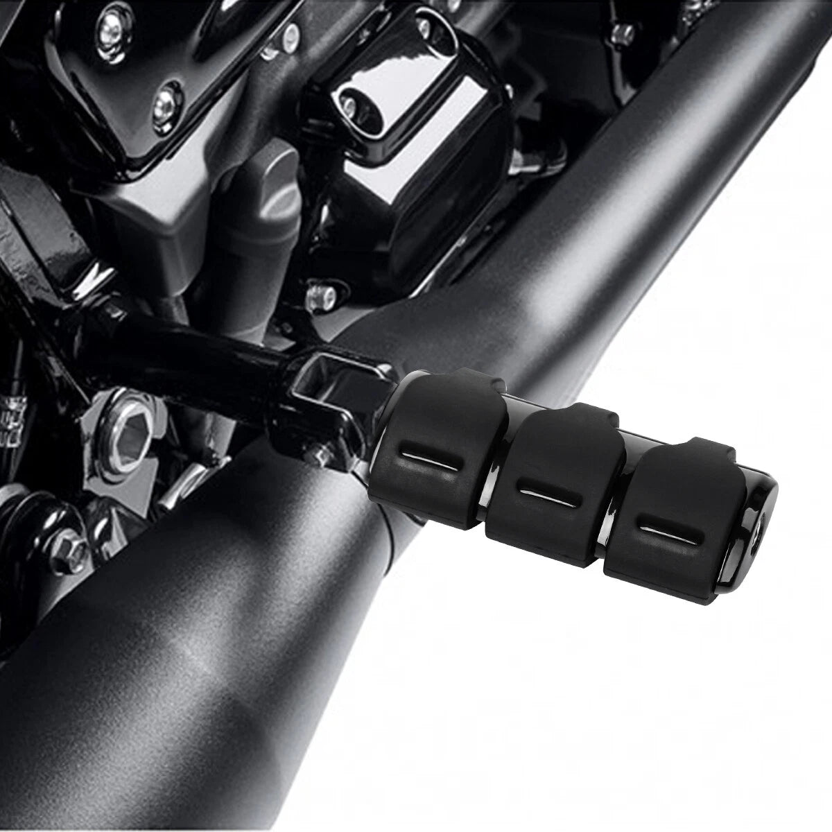 Rear Passenger Footpegs for Harley Softail Deluxe, Street Bob (2018–2024)
