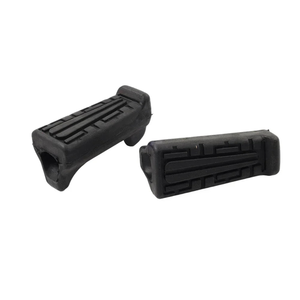 Front Foot Pegs for Yamaha YBR125 (All Years)