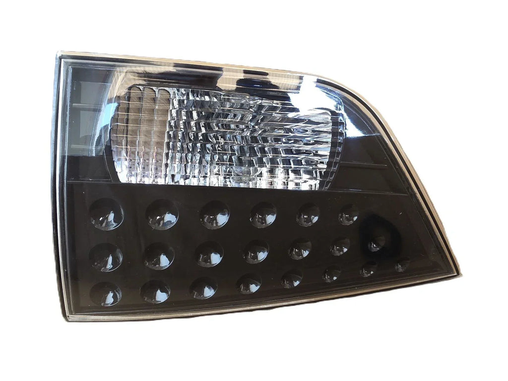Inner Tail Lamp Left Side for Mitsubishi Outlander (2006–2012)