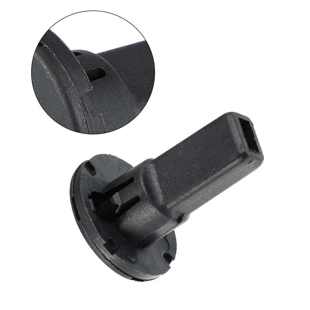 Upper Radiator Mount Bushing Bracket for BMW (17117596922)