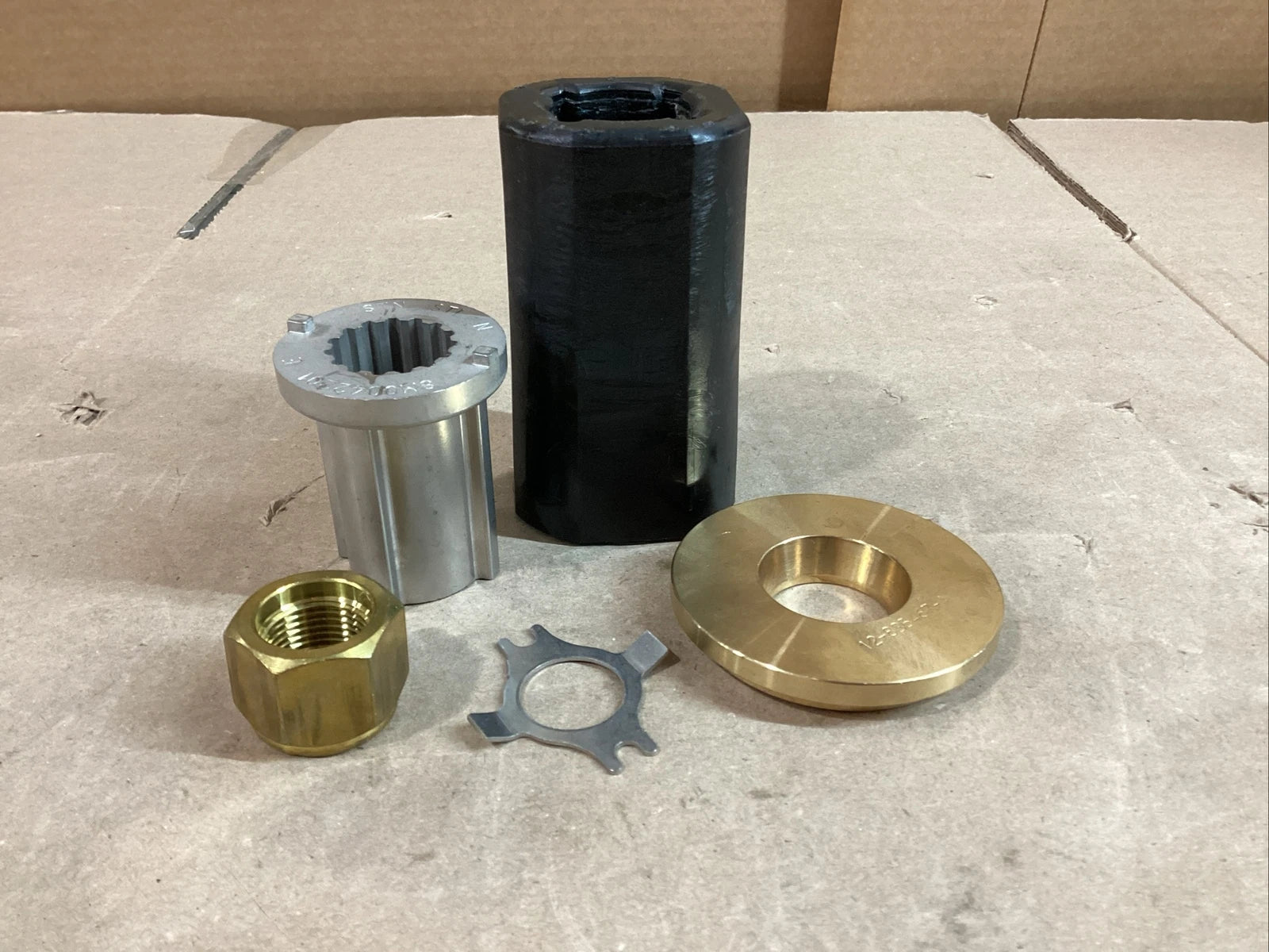 Mercury Alpha 4 Propeller w/ Hub Kit 15x16P 48-834851A45 (2000-2005)