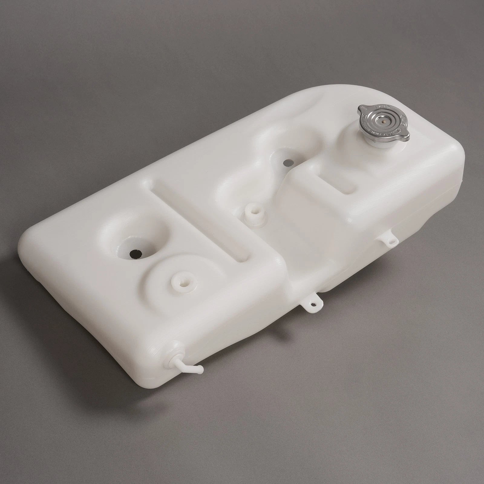Engine Coolant Overflow Reservoir Tank for Sterling A9500 L9500 (1999–2004)