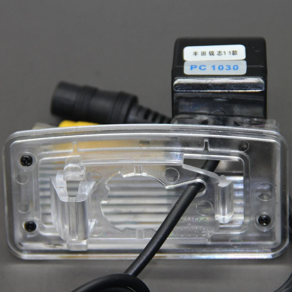 Reverse Rear View Backup Camera for Toyota Previa (2006–2010)