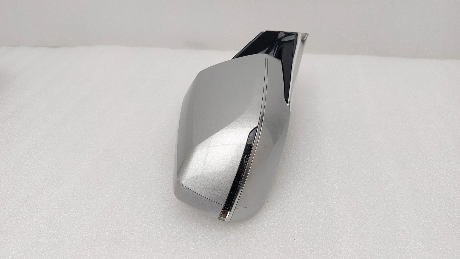 Right Side Passenger Mirror w/Blinker & Camera for Cadillac XTS (2016–2017) 23208124
