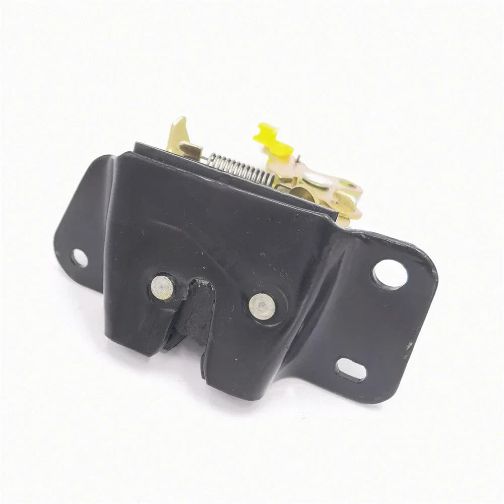 Tailgate Door Latch for Mitsubishi Challenger Pajero Sport (1996-2005)