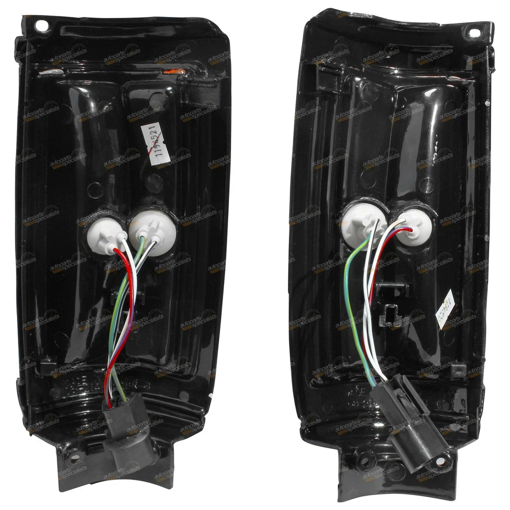 LH+RH Black Corner Lights Pair for Mitsubishi Triton ME MF MG MH MJ(1986-1996)