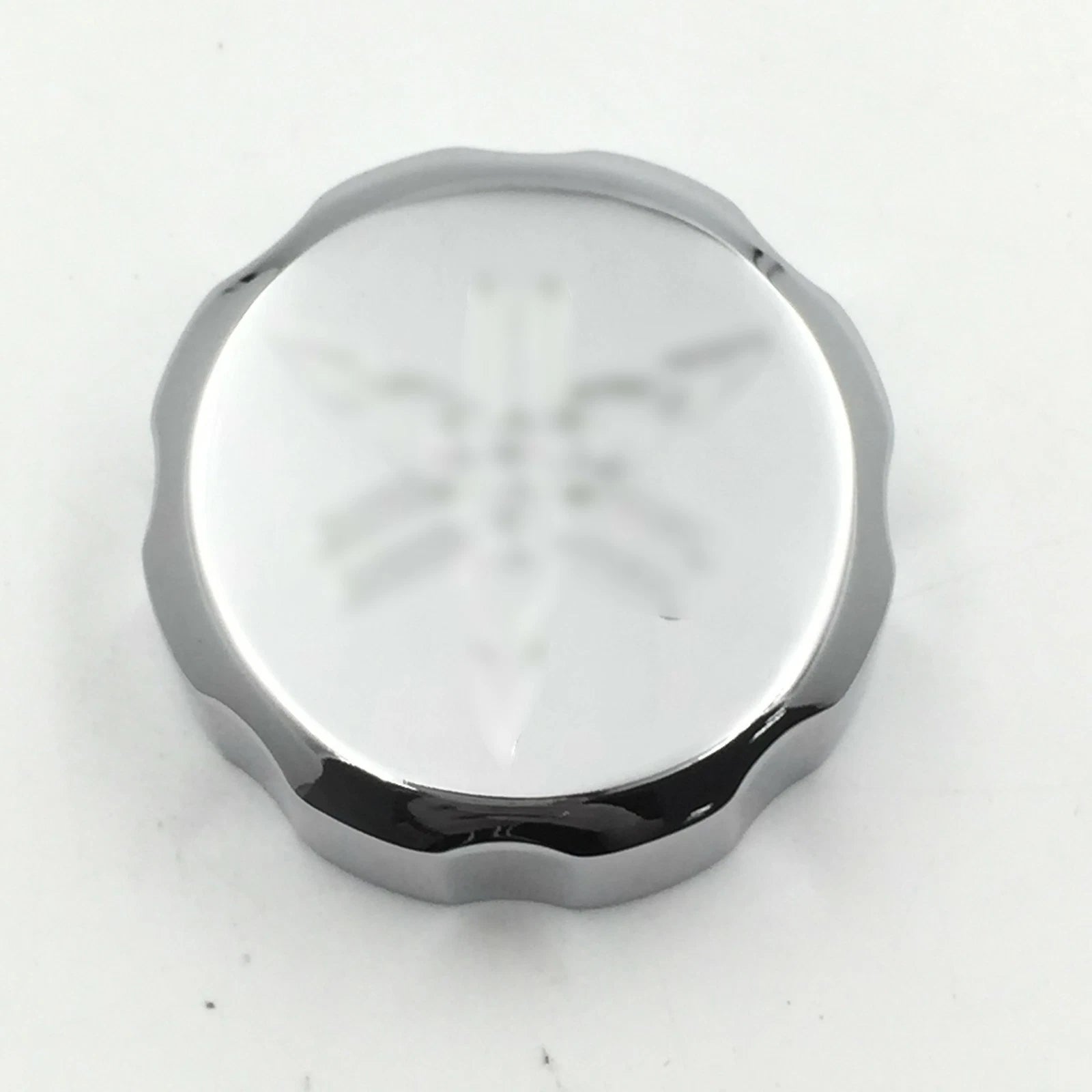 Fluid Reservoir Cap Cover for Yamaha YZF R6 (2003–2005), YZF R6S (2006–2008), YZF R1 (2004–2008) Chrome