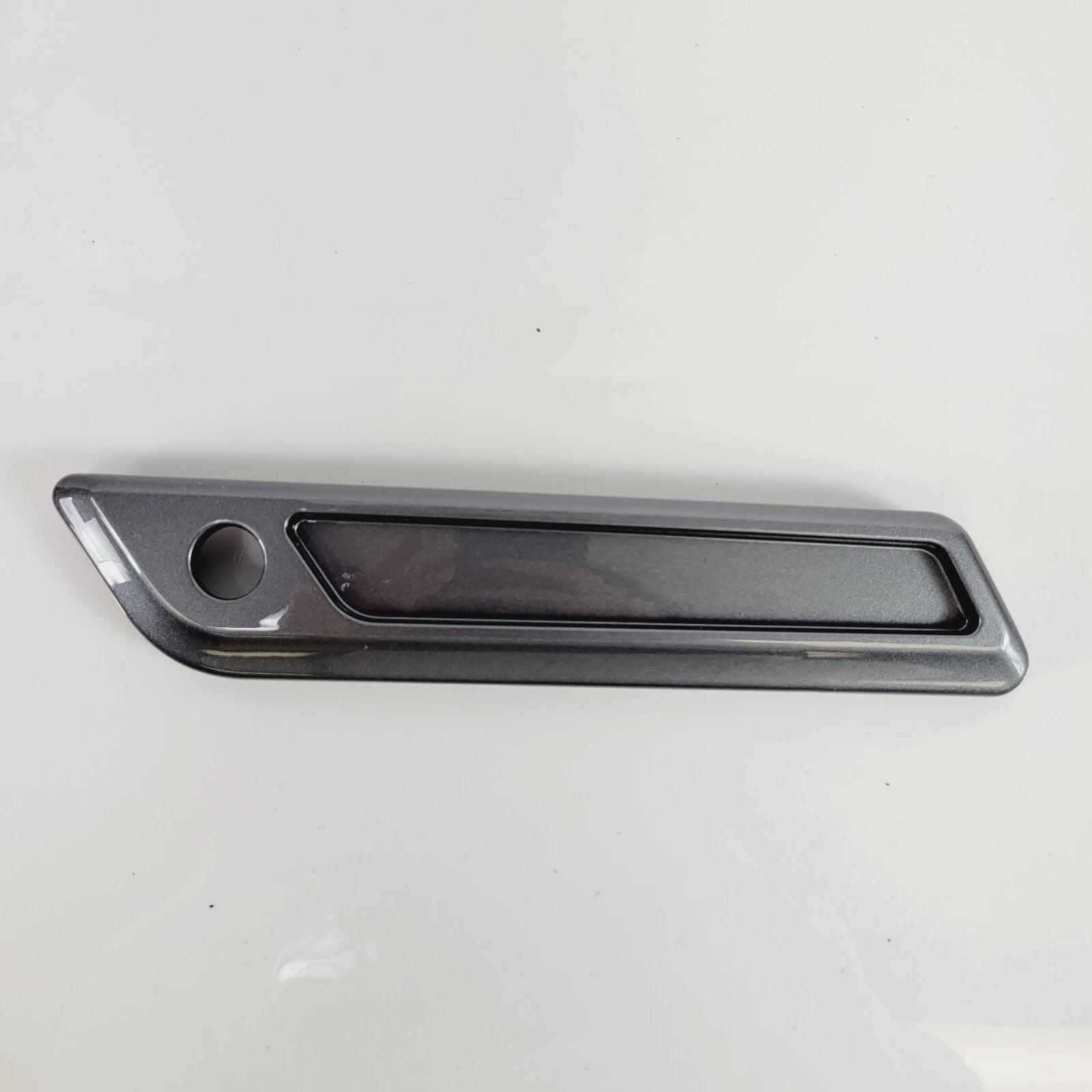 Left Saddlebag Latch Faceplate for Harley Road Glide (2021) 90200983ESH