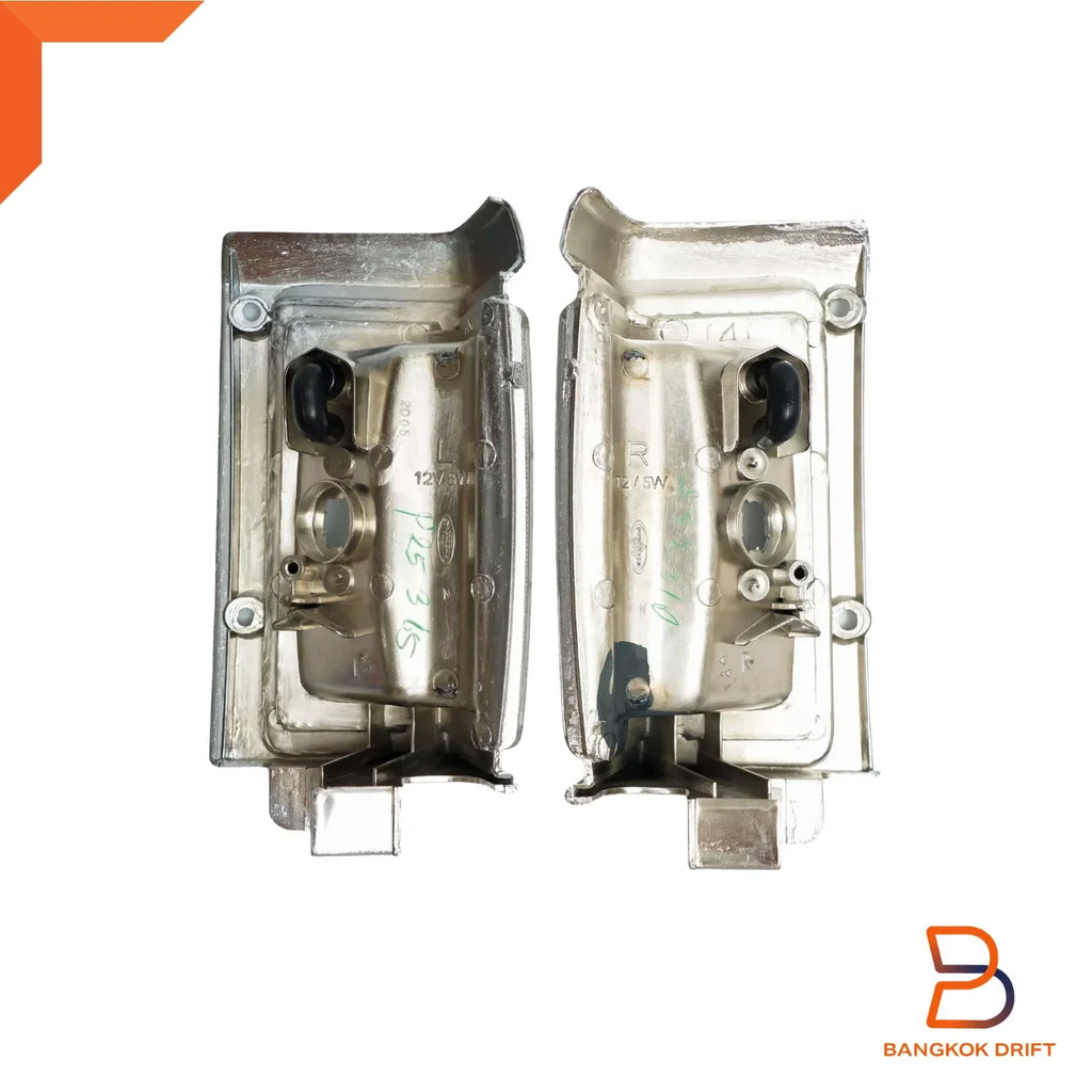 Front Corner Turn Signal Lamp Light for Nissan Navara D21 (1988-1996)