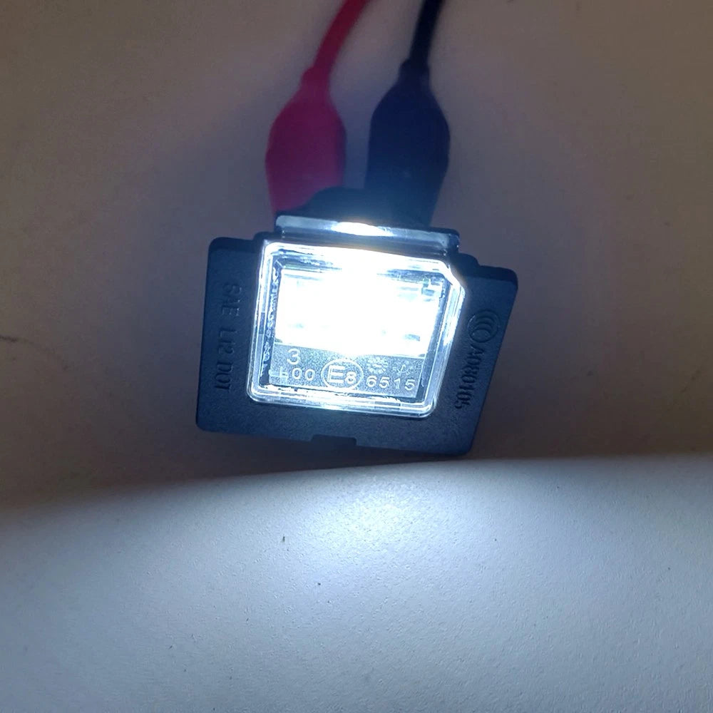 1x LED License Plate Light A0999068400 for Mercedes-Benz W205 W447 C190 GLE GLC (2015–2020)