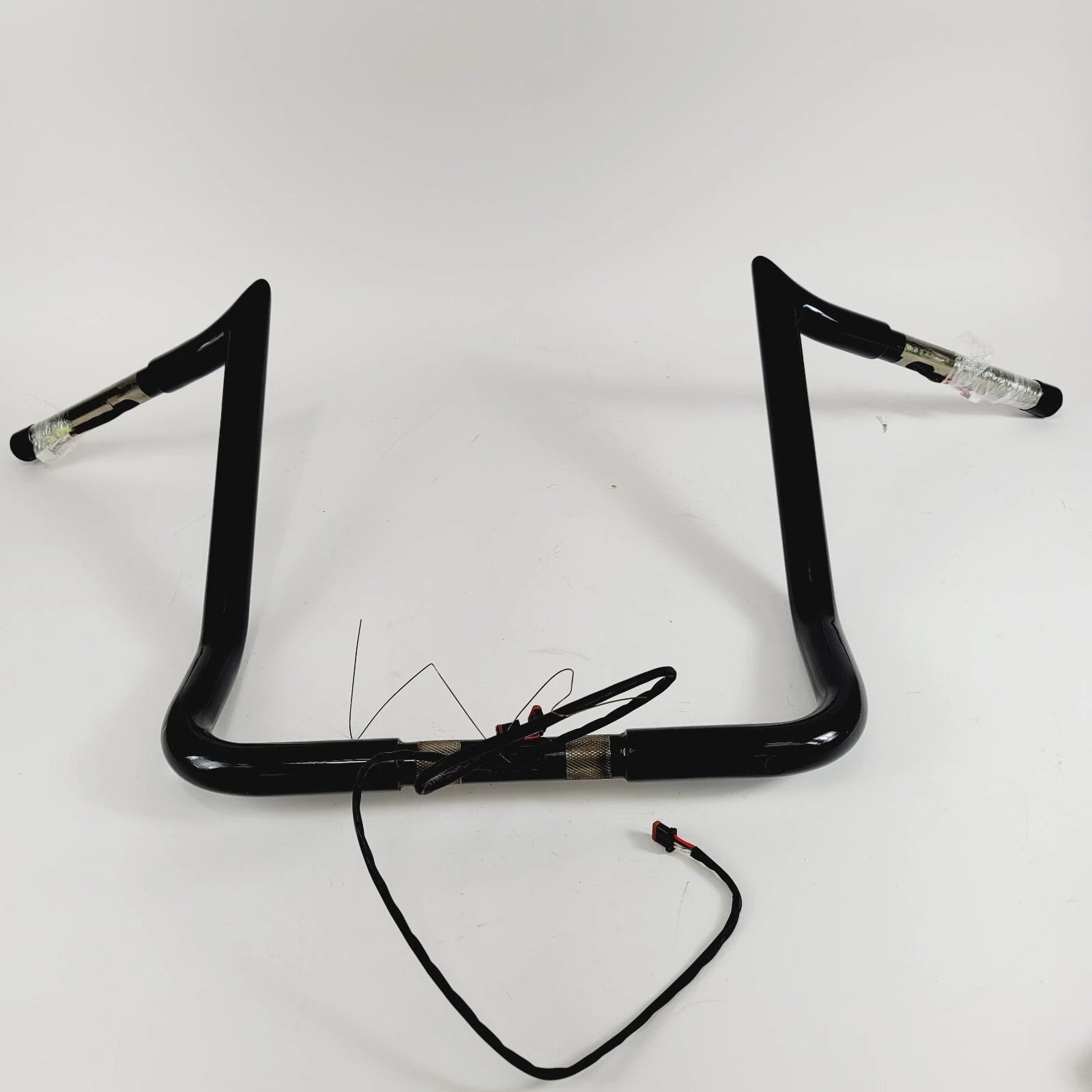 14" Black Wired Monkey Handlebars for Harley Batwing (2014–2023)
