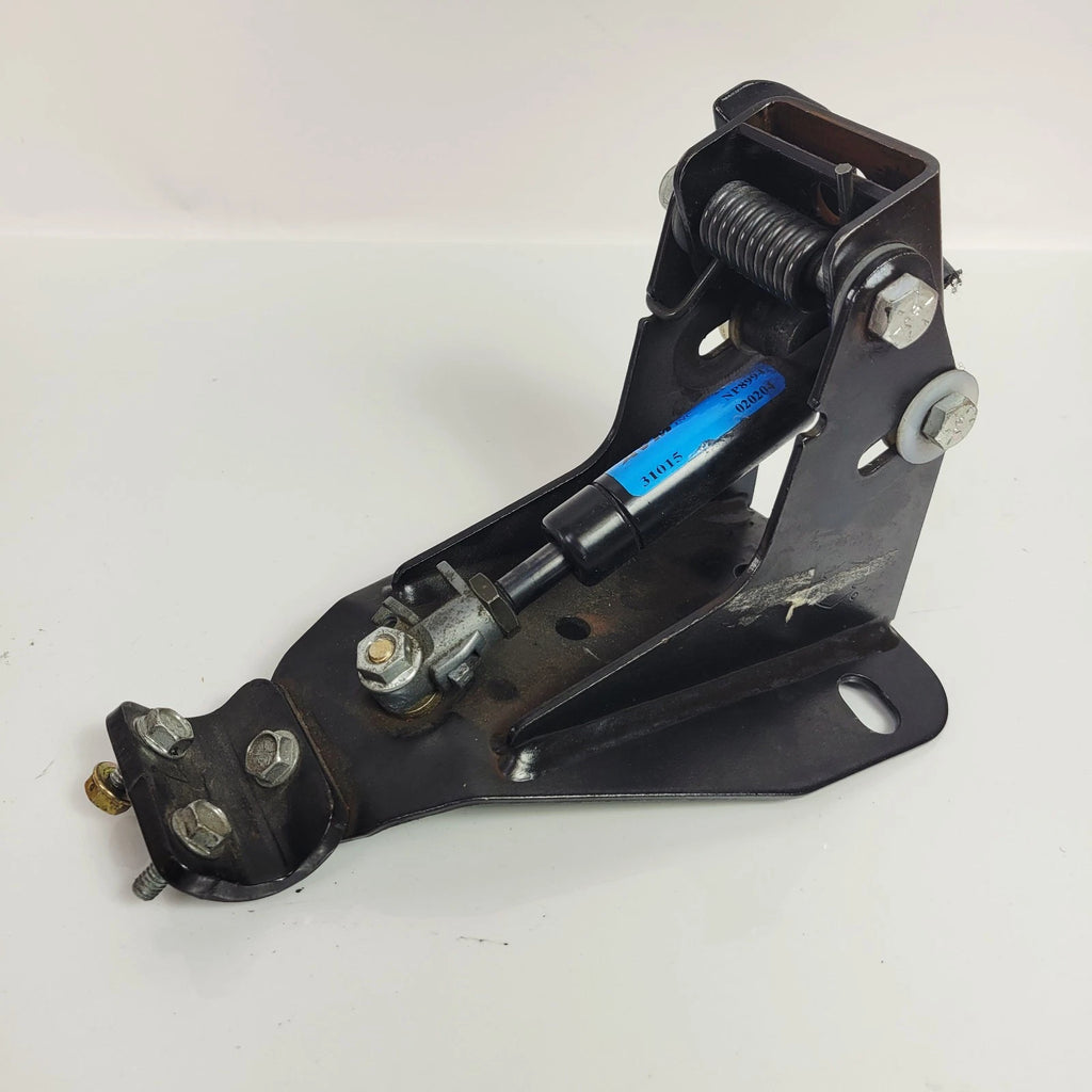 Adjustable Rider Backrest Mount Bracket for Harley-Davidson (OEM 52622-03)