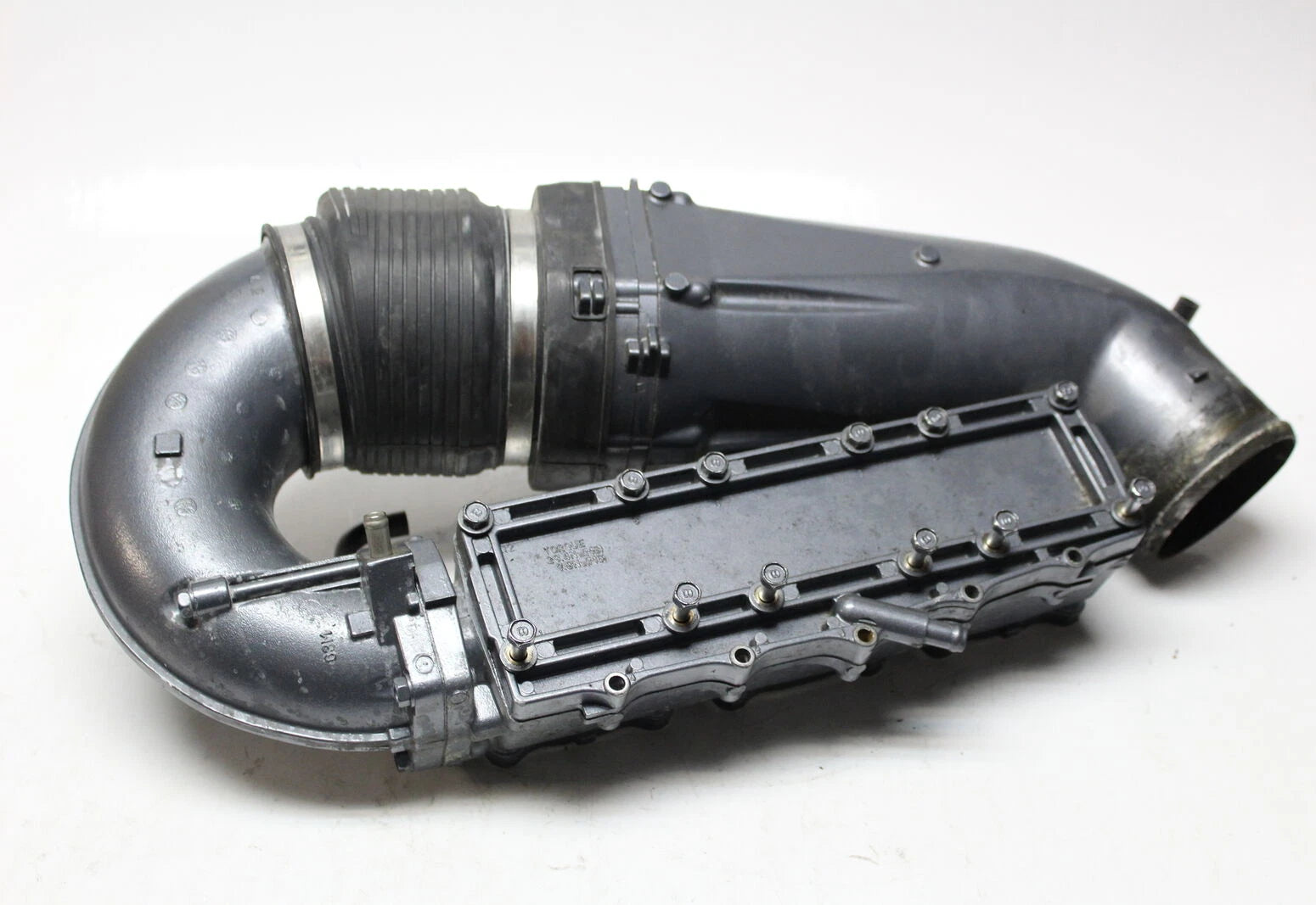 Complete Exhaust Muffler for Yamaha Waverunner Raider 1100 1200 (1996–2003)