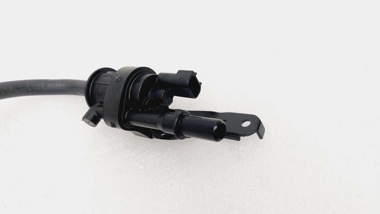EGR Vapor Purge Control Valve for Ford E-350 Super Duty 2009–2016 9C24-9F933-AB