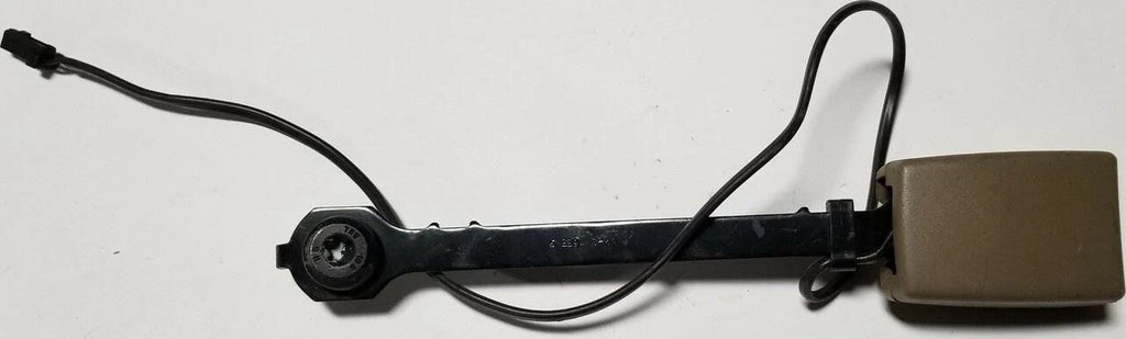 Front LH Seat Belt Clip for Jaguar XJ8 VDP XJR (1998–2000) AGD HNC7012AD