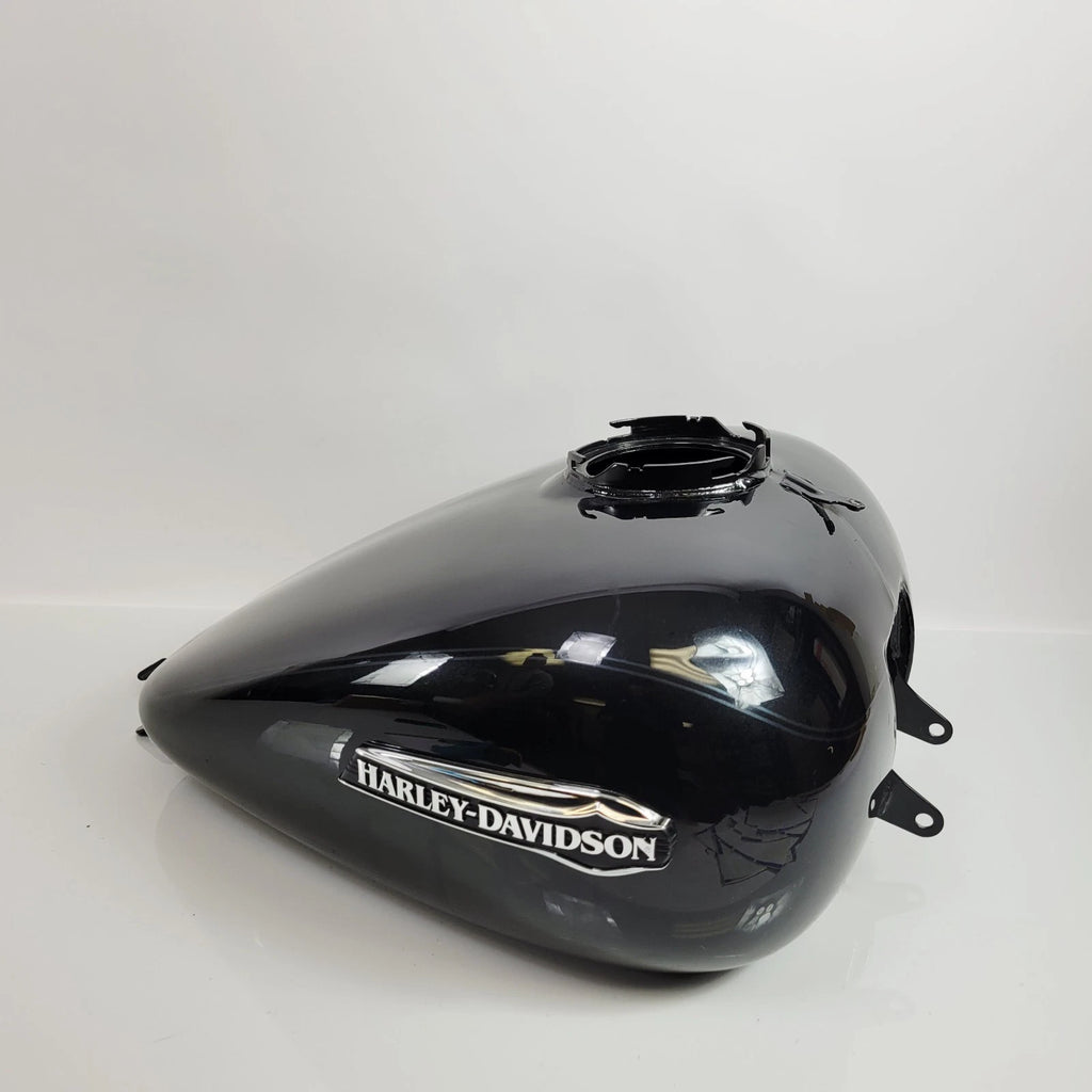 OEM Fuel Gas Tank for Harley-Davidson Tri-Glide (2018) - Small Dent Black Tempest