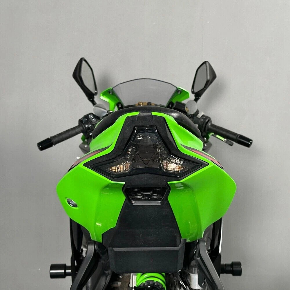 LED Integrated Taillight Turn Signal Lamp for Kawasaki Ninja ZX-25R ZX-4R ZX-4RR