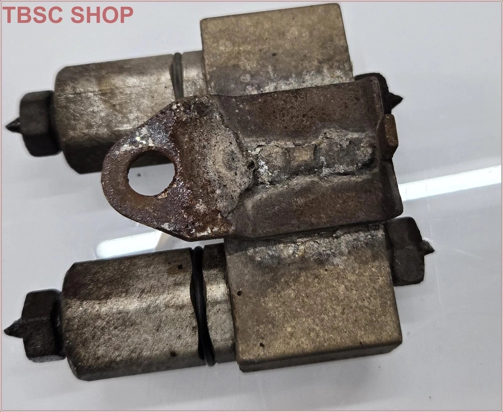ABS Brake Pressure Regulator Valve Block for Ford Thunderbird Cougar Mark VIII (1993–1997)