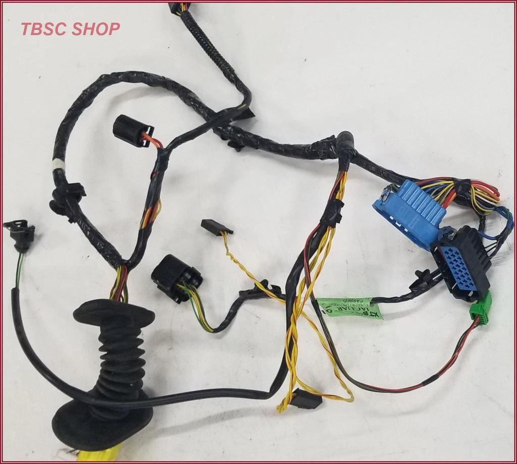 Front RH Passenger Door Wire Harness for Jaguar XJ8 XJR VDP (1998–2003)