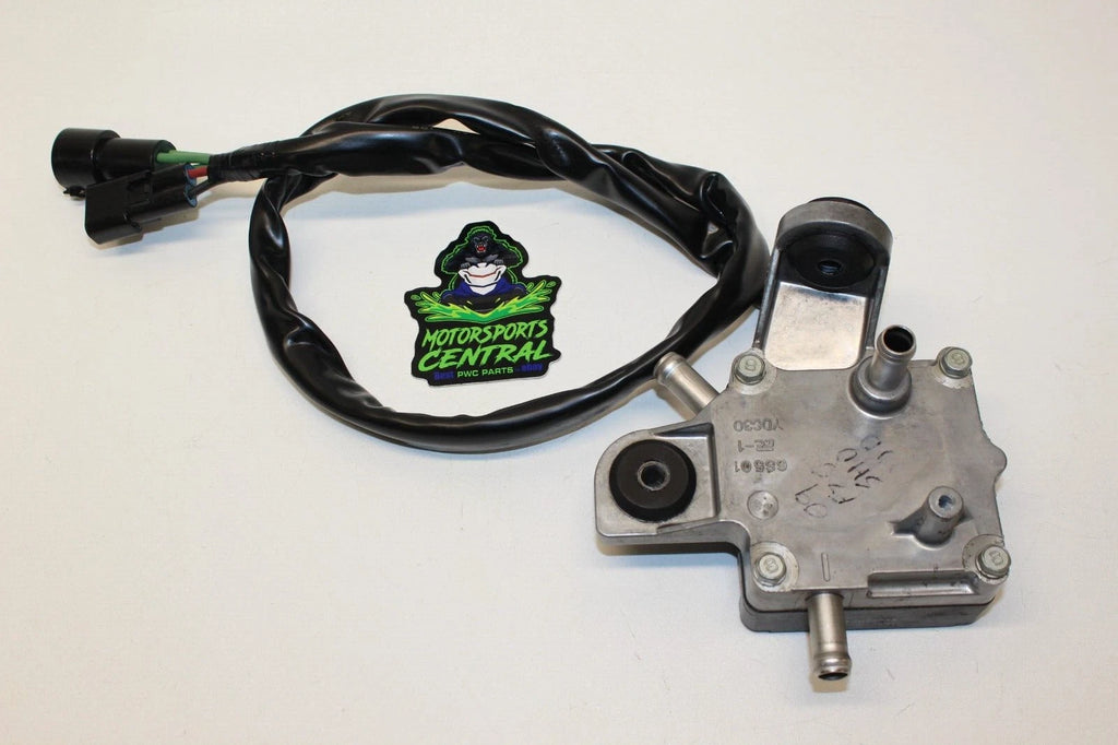 Voltage Regulator for Yamaha FZR FZS FX SHO AR240 SX240 VXR VX (6S5-81960-01-00)