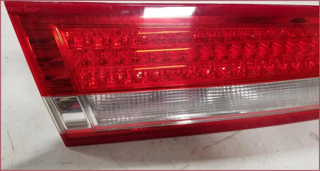 LH Driver Side Inner Tail Light for Lincoln MKZ (2010–2012) 9H63-13405-A