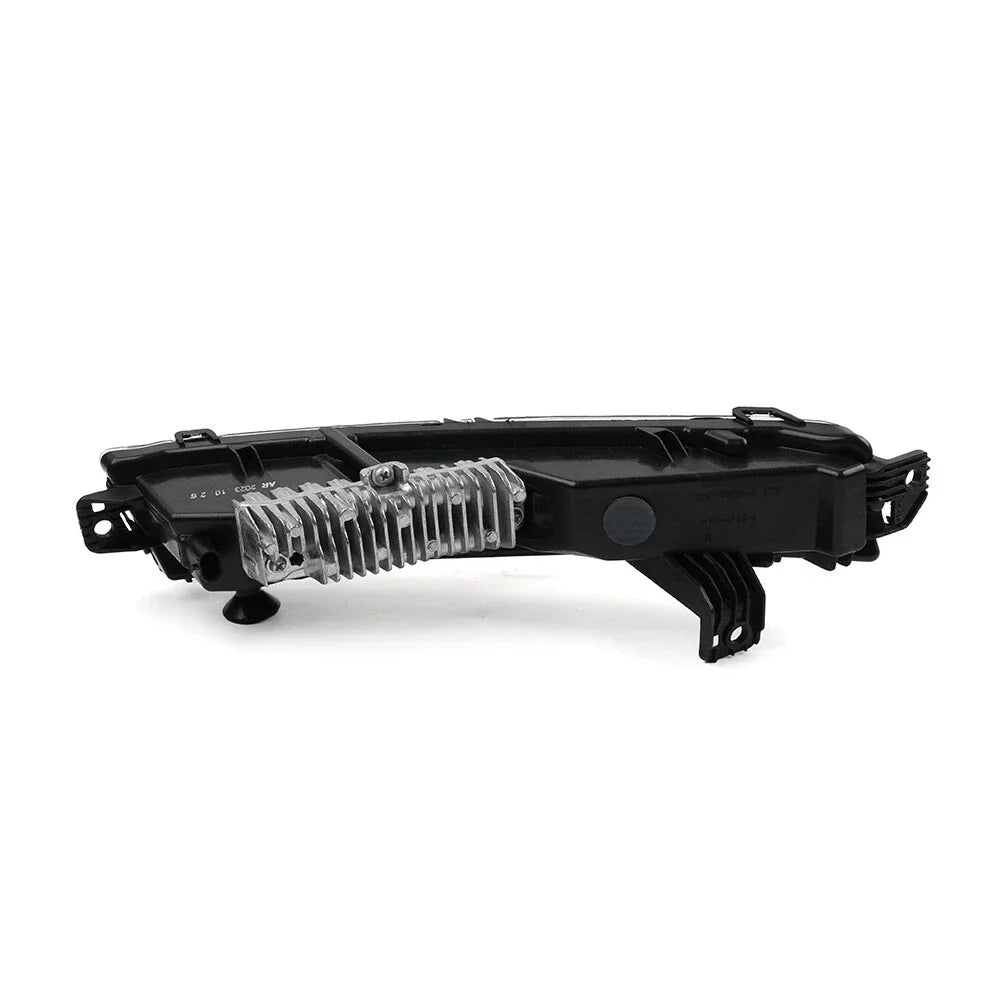 Front Fog Light Assembly Right for Land Rover Range Rover Sport (2006-2013)