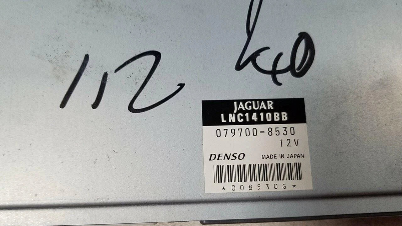 Engine Control Unit Module ECU ECM for Jaguar XJ8 (1998–1999) LNC1410BB