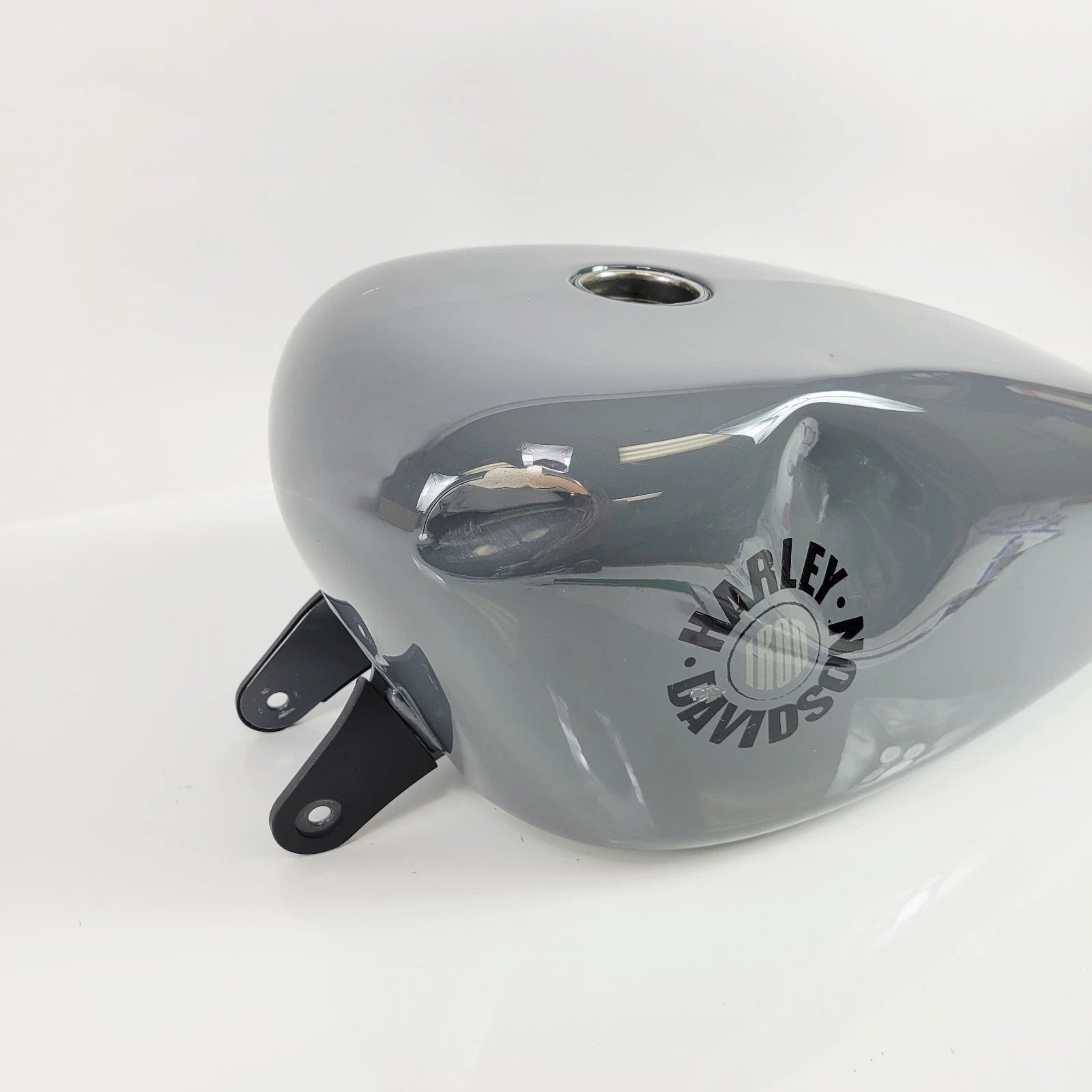 OEM Gas Fuel Tank for Harley Iron 883 (2016), Sportster (2009–2022) - Gunship Gray