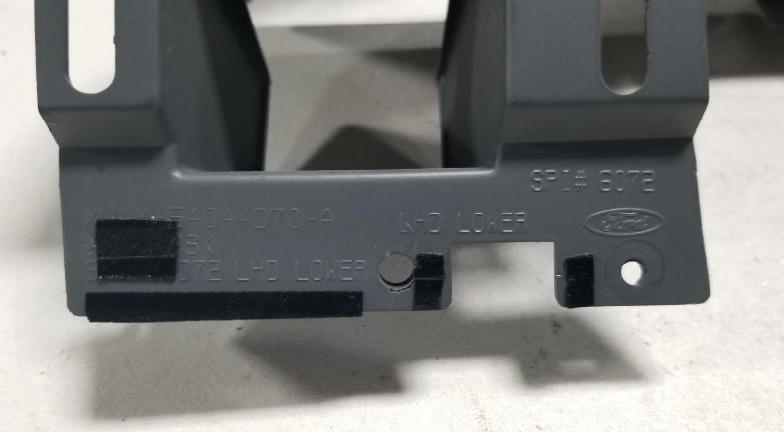 Gauge Cluster Bezel for Lincoln LS (2003–2006) Shale Dove Gray 6S